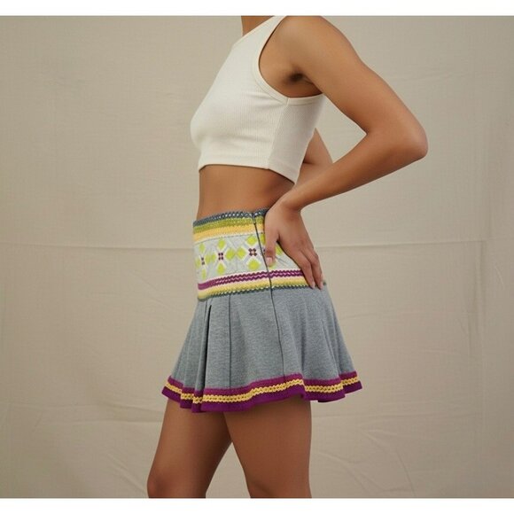 Y2K RARE Free People Boho Pleated Embroidered A-Line Mini Skirt • Skater Indie 6 - Picture 7 of 16